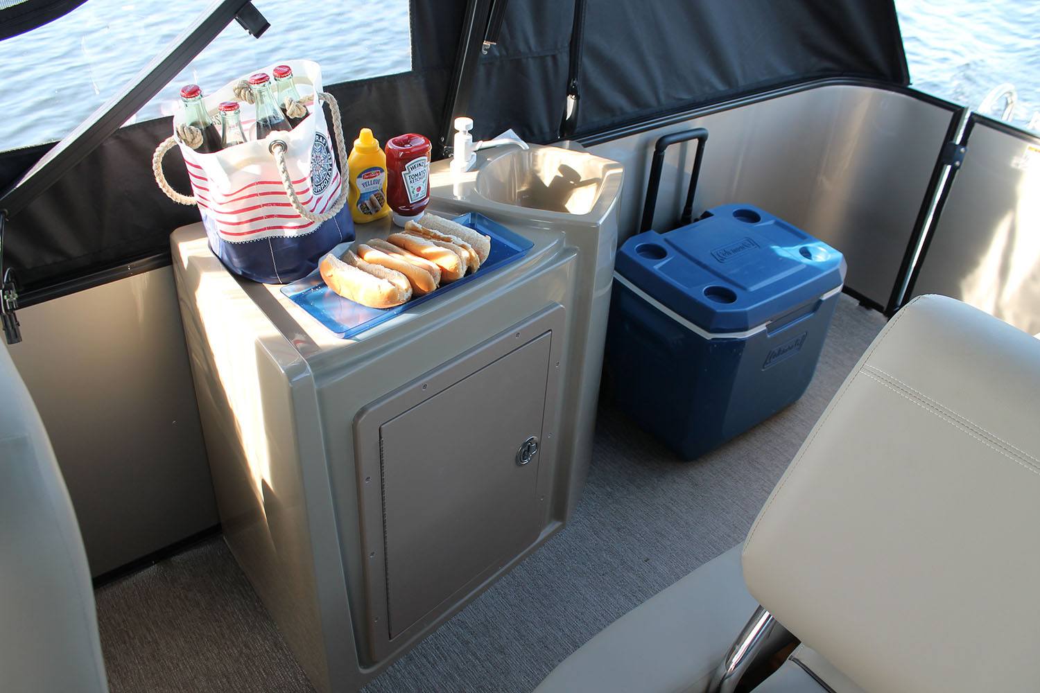 2024 Sylvan 8524 Resorter in Paducah, Kentucky - Photo 14