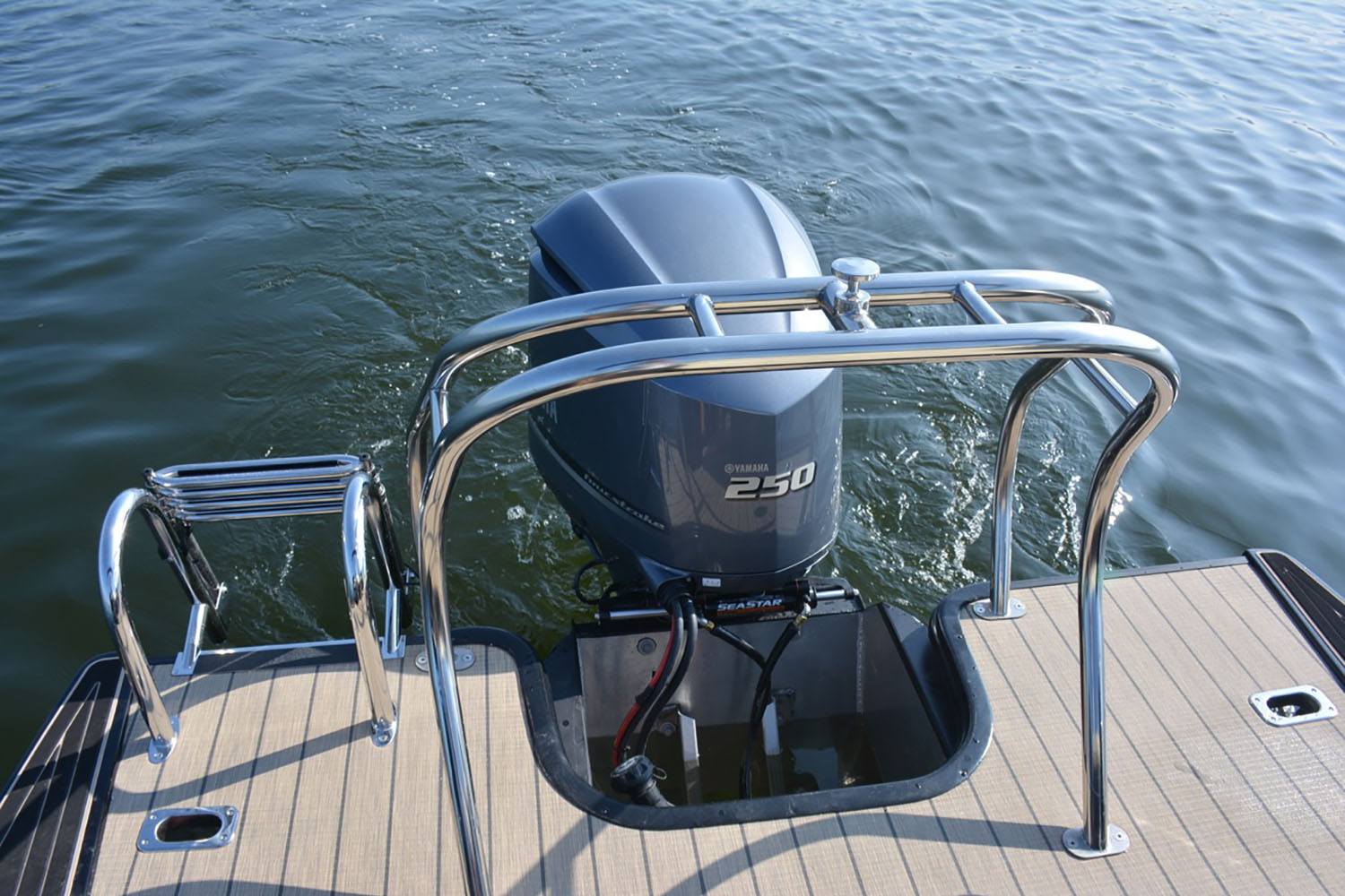 2024 Sylvan M3 LZ DC in Paducah, Kentucky - Photo 9