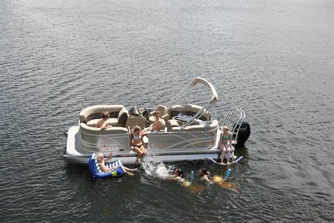 2025 Sylvan 820 LZ w/ Change Room in Paducah, Kentucky - Photo 19