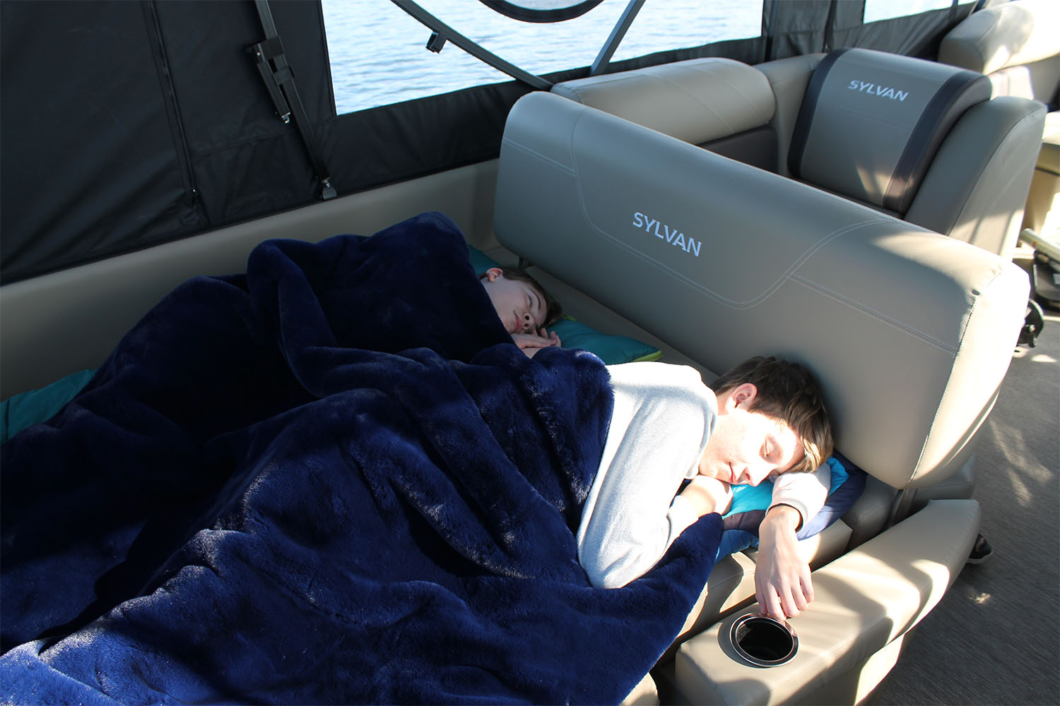 2025 Sylvan 8522 Resorter in Paducah, Kentucky - Photo 15