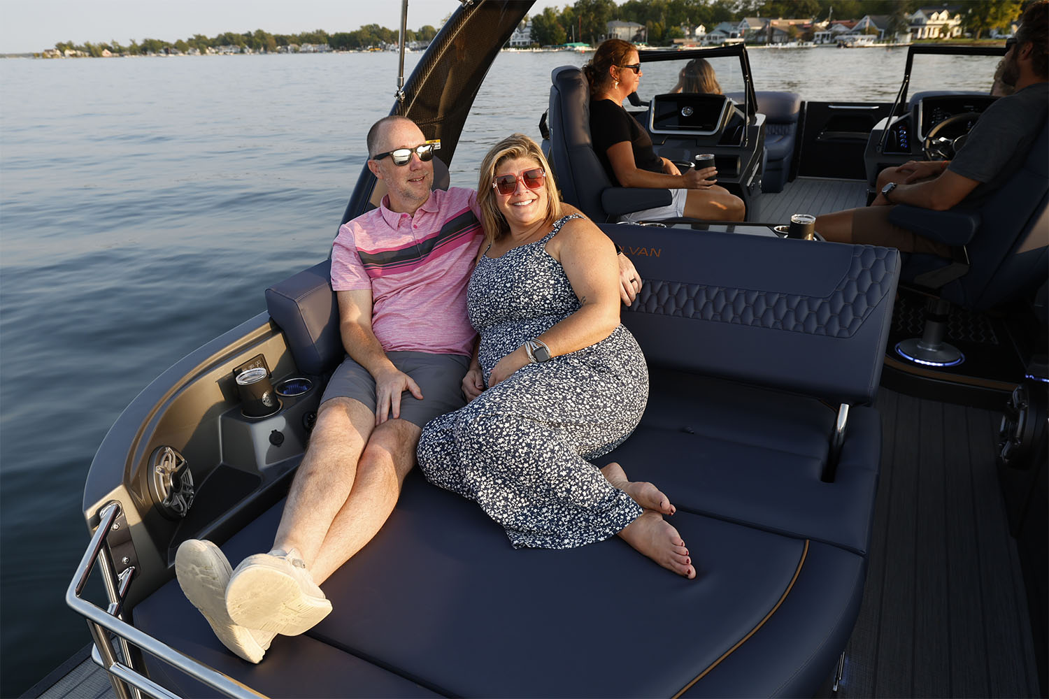 2025 Sylvan M5 CLZ DC in Paducah, Kentucky - Photo 4