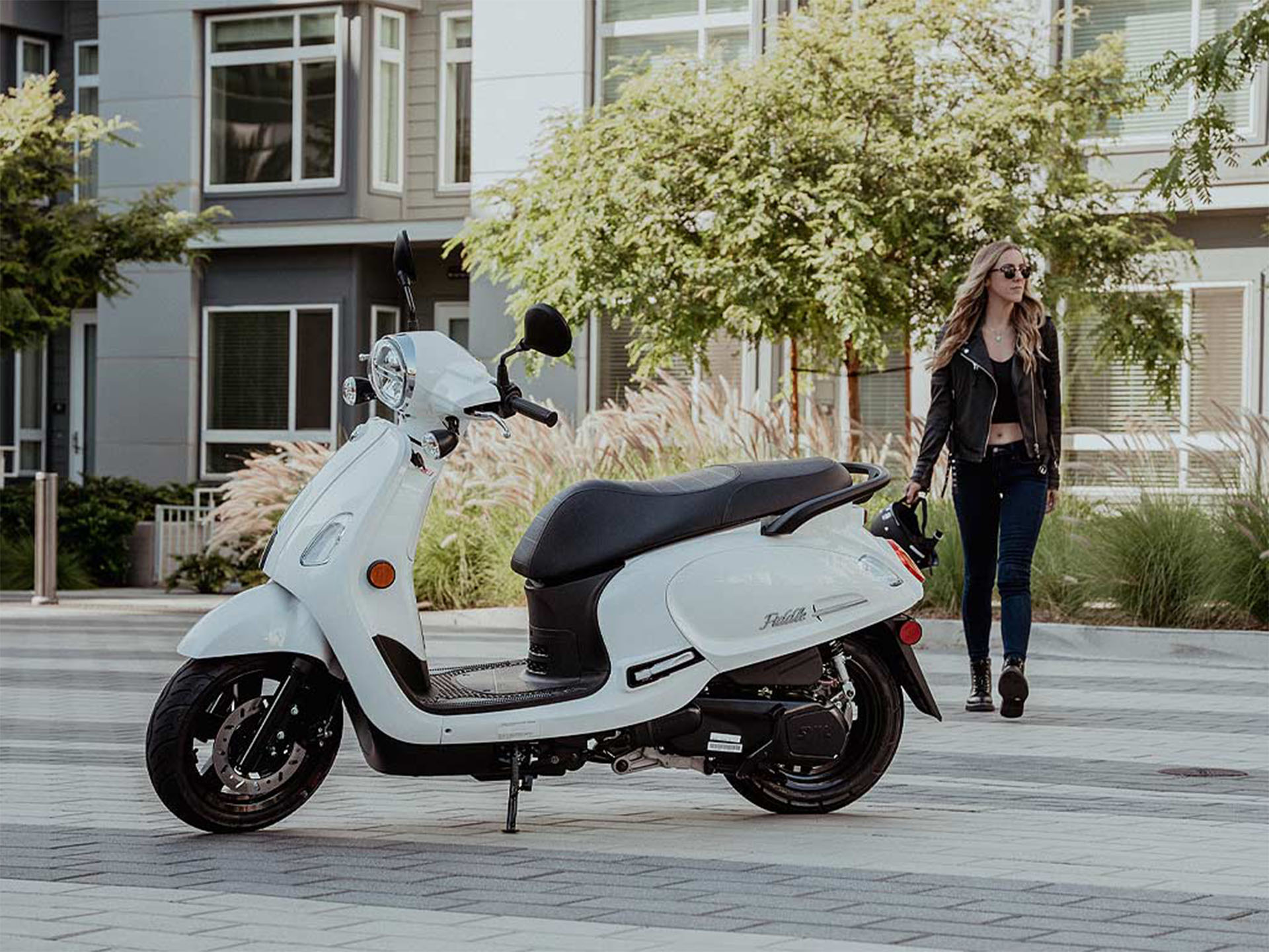 New 2025 SYM Fiddle 4 200i | Scooters in Portland OR | Phamtom Grey New 2025 SYM Fiddle 4 200i | Scooters in Portland OR | Phamtom Grey