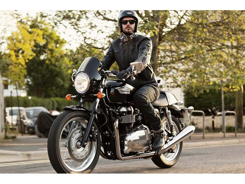2014 Triumph Thruxton in Sacramento, California - Photo 28