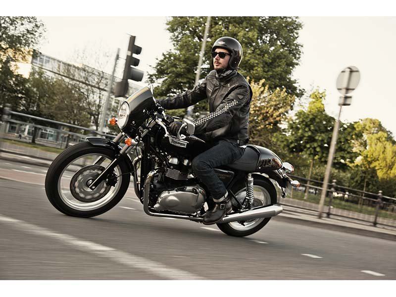 2014 Triumph Thruxton in Sacramento, California - Photo 29