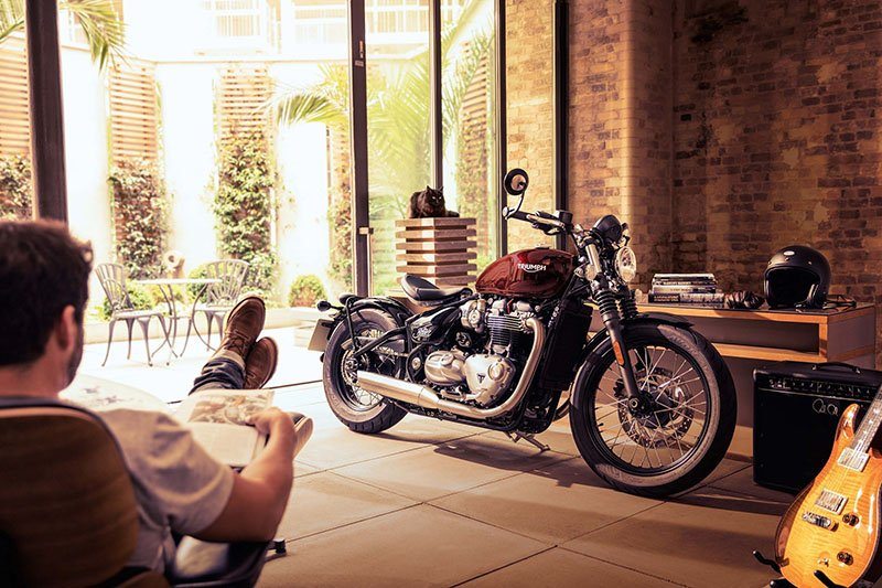 2018 Triumph Bonneville Bobber 3