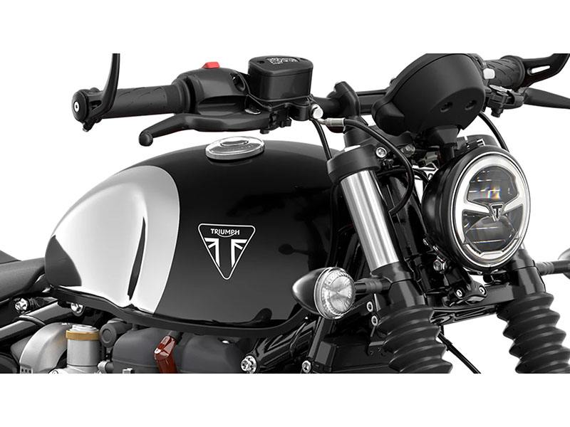 2023 Triumph Bonneville Bobber Chrome Edition in Belle Plaine, Minnesota - Photo 18