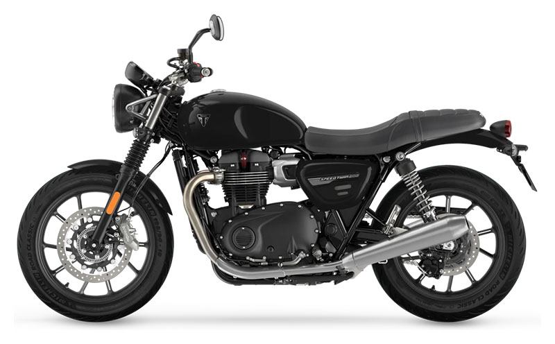 2023 Triumph Speed Twin 900 in Foxboro, Massachusetts - Photo 2