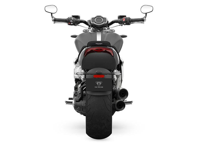 2023 Triumph Rocket 3 R 6