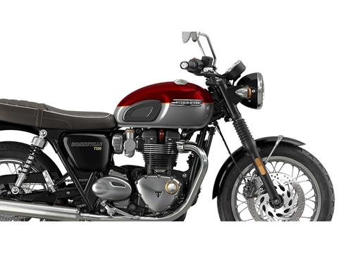 2024 Triumph Bonneville T120 Black in Belle Plaine, Minnesota - Photo 7