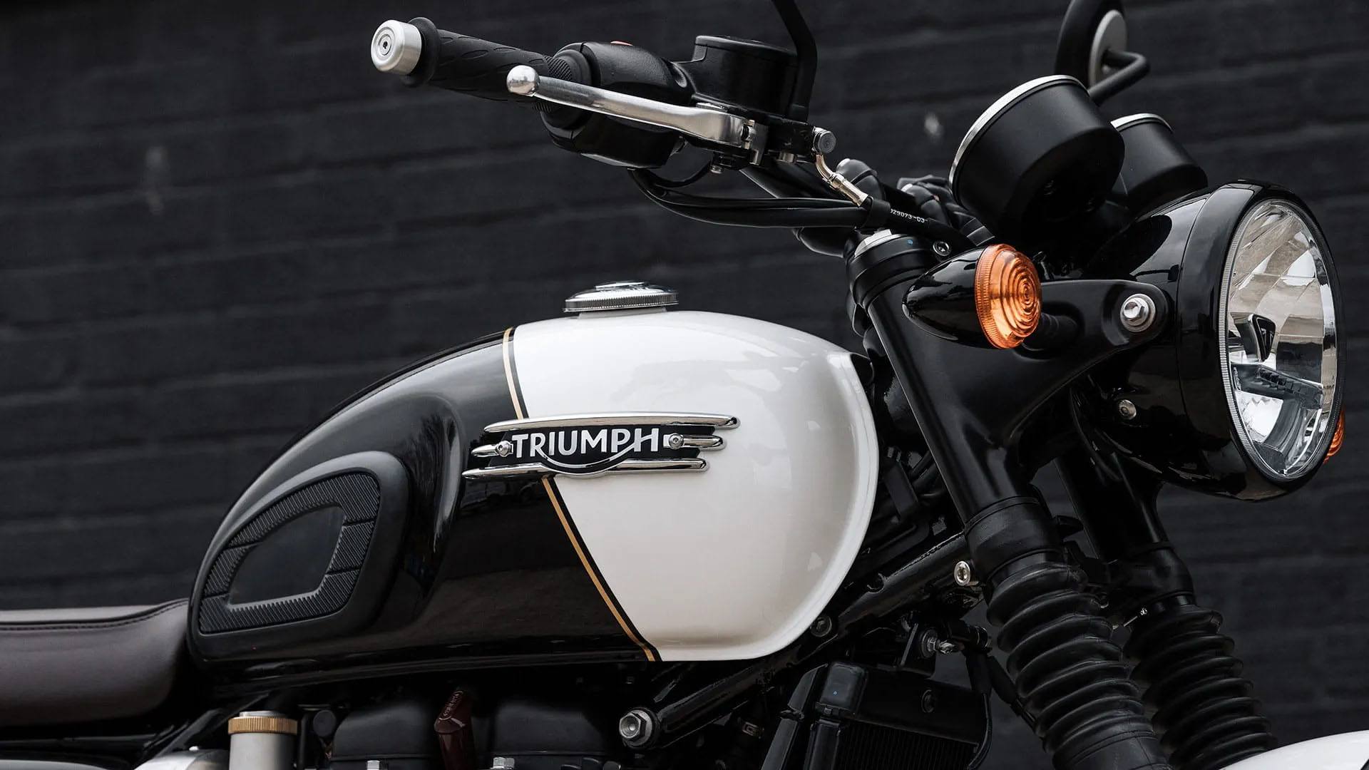 Triumph bonneville diamond sale