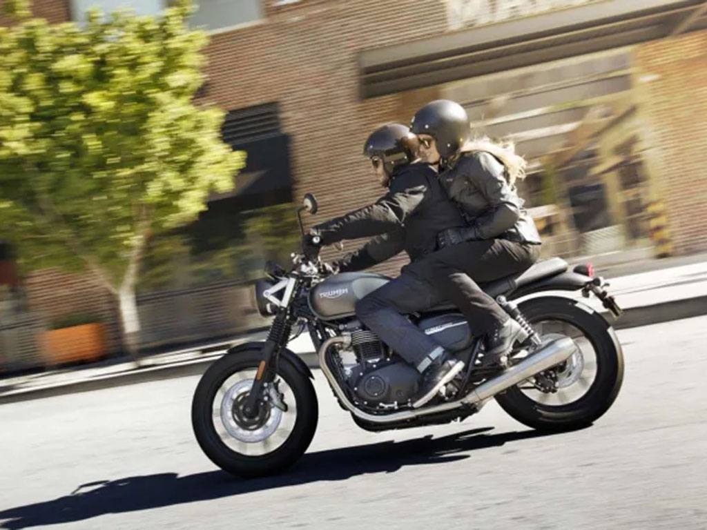 2024 Triumph Speed Twin 900 in Foxboro, Massachusetts - Photo 14