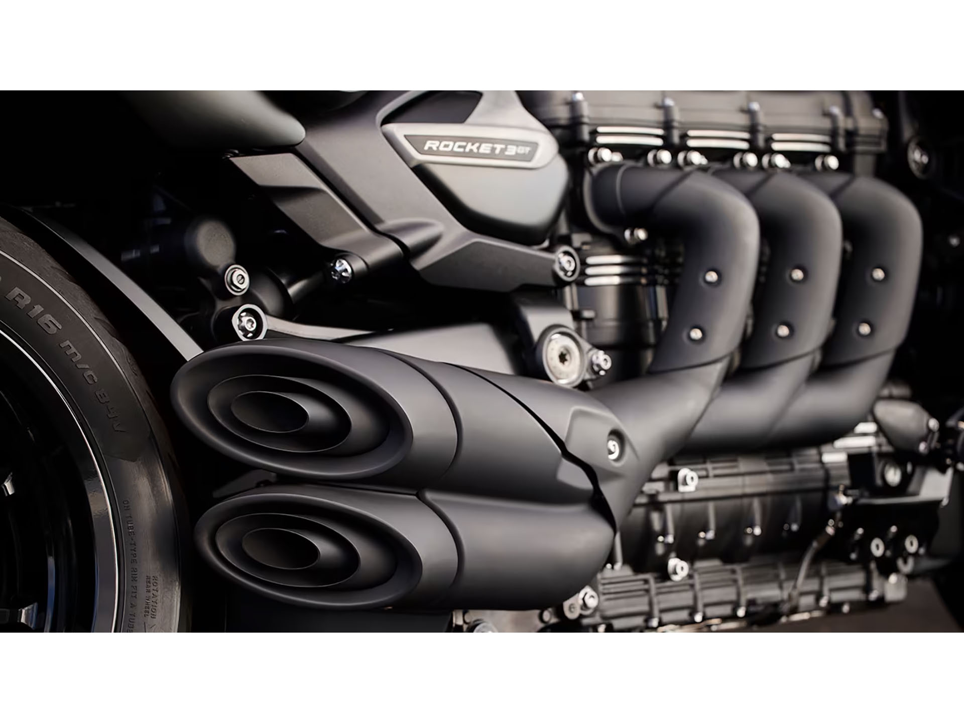 2025 Triumph Rocket 3 Storm GT in Enfield, Connecticut - Photo 9