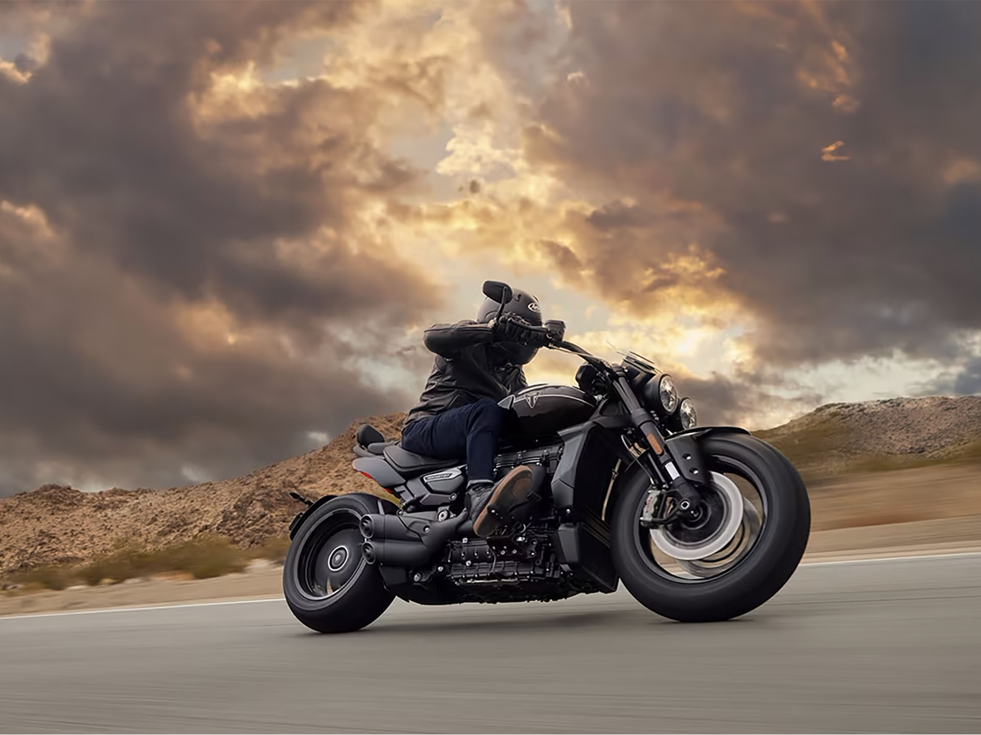 2025 Triumph Rocket 3 Storm GT in Enfield, Connecticut - Photo 18