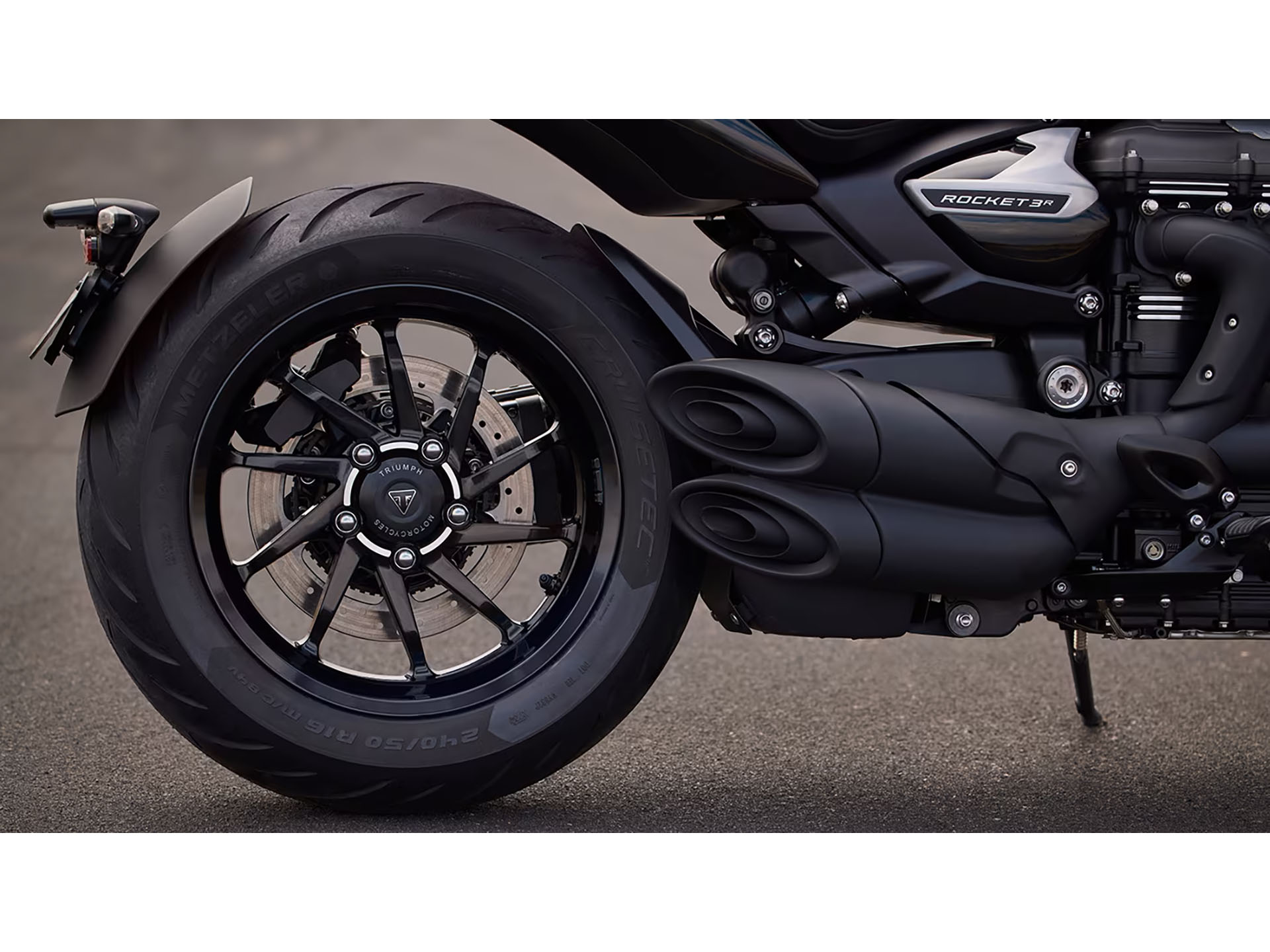 2025 Triumph Rocket 3 Storm R in Foxboro, Massachusetts - Photo 49