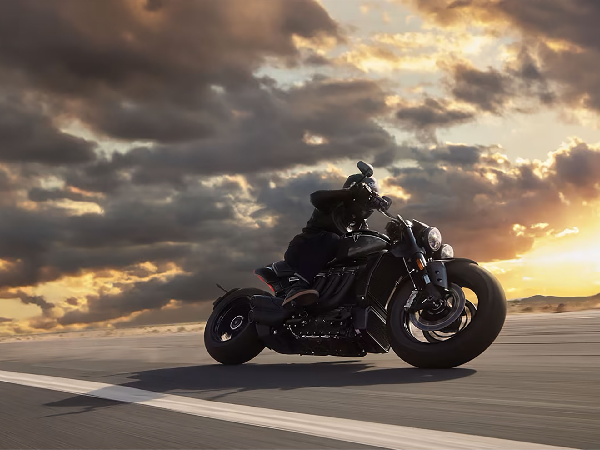 2025 Triumph Rocket 3 Storm R in Foxboro, Massachusetts - Photo 56