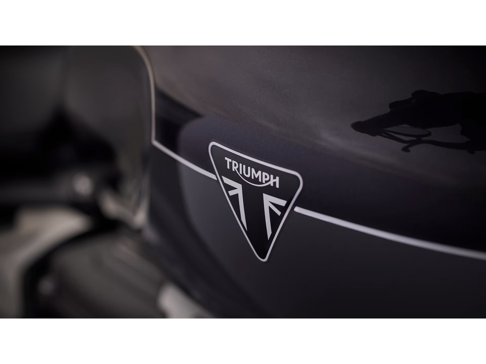2025 Triumph Rocket 3 Storm R in Foxboro, Massachusetts - Photo 53