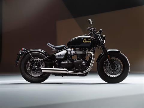 New 2025 Triumph Bonneville Bobber Icon Edition Sapphire Black Aluminum Silver Motorcycles in Farmington NY