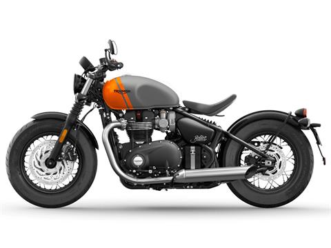 2025 Triumph Bonneville Bobber in Enfield, Connecticut - Photo 2