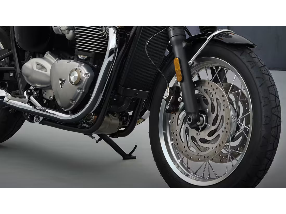 2025 Triumph Bonneville T120 Black in Enfield, Connecticut - Photo 10