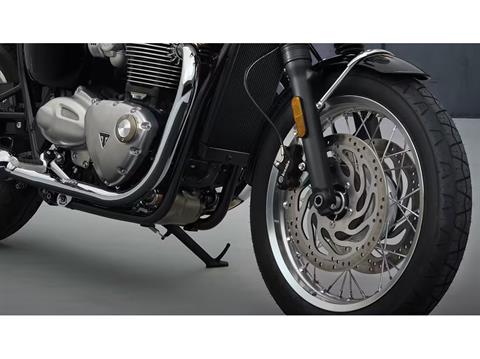 2025 Triumph Bonneville T120 Black in Enfield, Connecticut - Photo 10