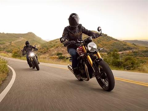 2025 Triumph Speed 400 in Foxboro, Massachusetts - Photo 16