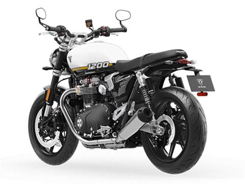 2025 Triumph Speed Twin 1200 in Manchester, New Hampshire - Photo 7