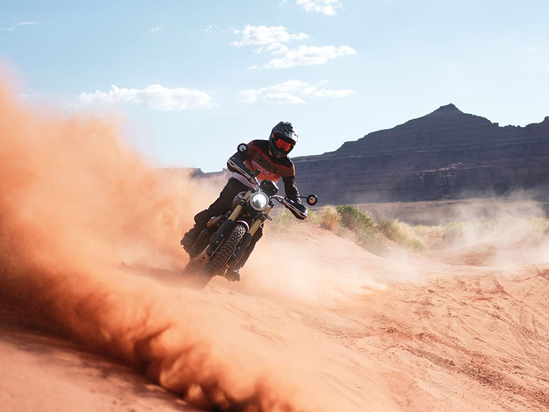 2025 Triumph Scrambler 1200 XE in Enfield, Connecticut - Photo 17