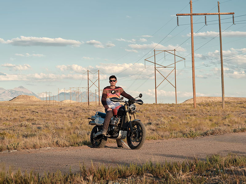 2025 Triumph Scrambler 1200 XE in Enfield, Connecticut - Photo 16