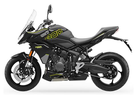 2025 Triumph Tiger Sport 800 in Manchester, New Hampshire - Photo 2