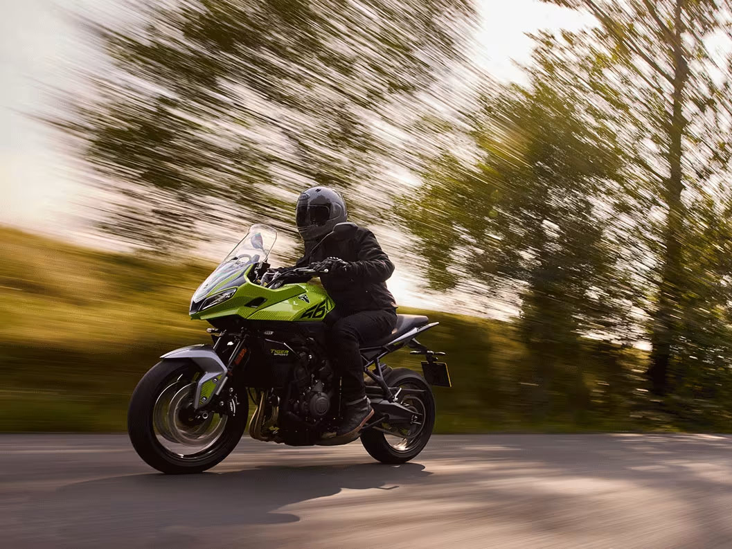 2025 Triumph Tiger Sport 660 in Foxboro, Massachusetts - Photo 16