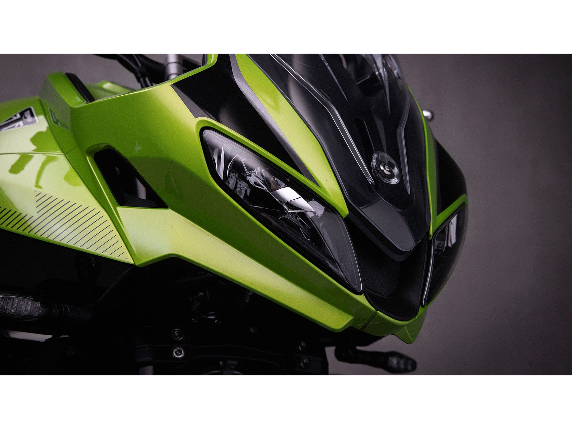 2025 Triumph Tiger Sport 660 in Foxboro, Massachusetts - Photo 13