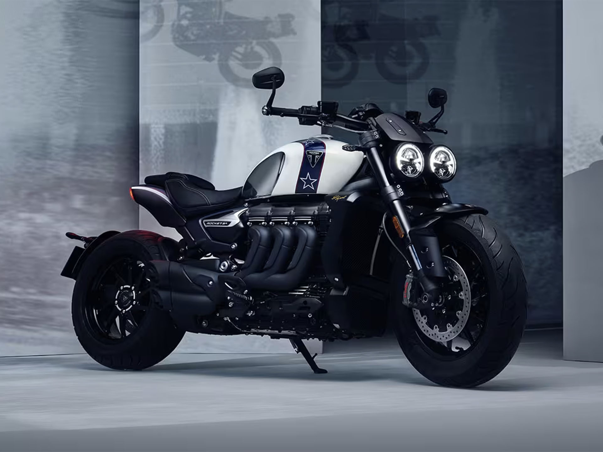 2025 Triumph Rocket 3 Storm R Evel Knievel Limited Edition in Foxboro, Massachusetts - Photo 39