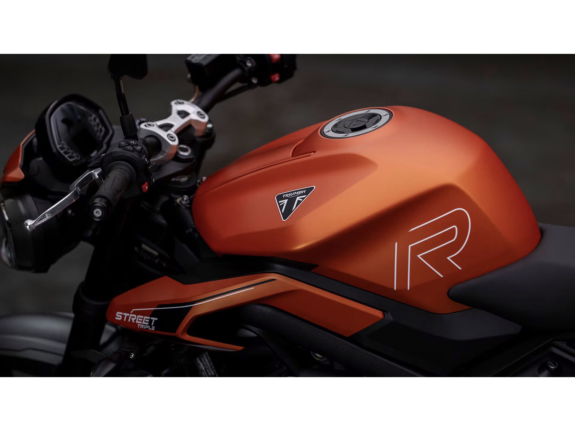 2025 Triumph Street Triple 765 R in Enfield, Connecticut - Photo 3