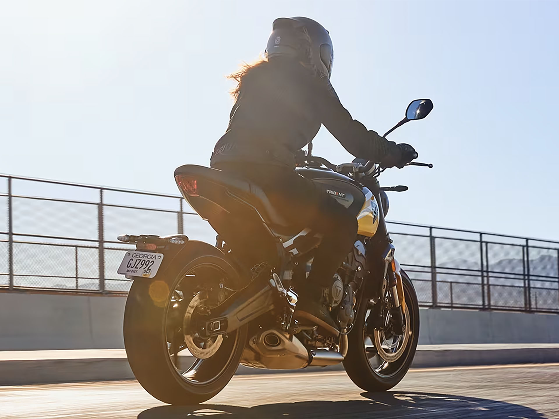 2025 Triumph Trident 660 in Foxboro, Massachusetts - Photo 37