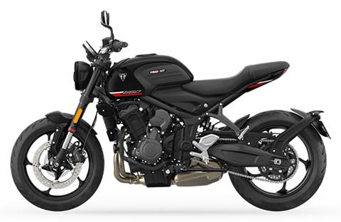 2025 Triumph Trident 660 in Foxboro, Massachusetts - Photo 2
