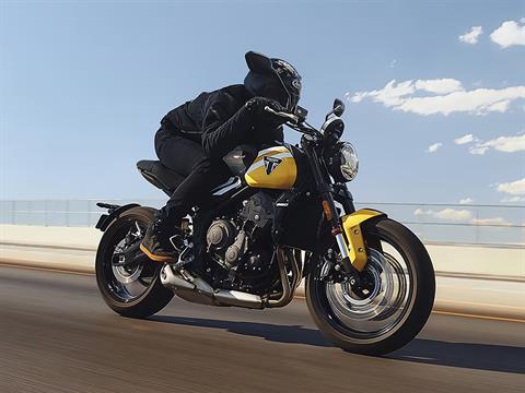 2025 Triumph Trident 660 in Foxboro, Massachusetts - Photo 17