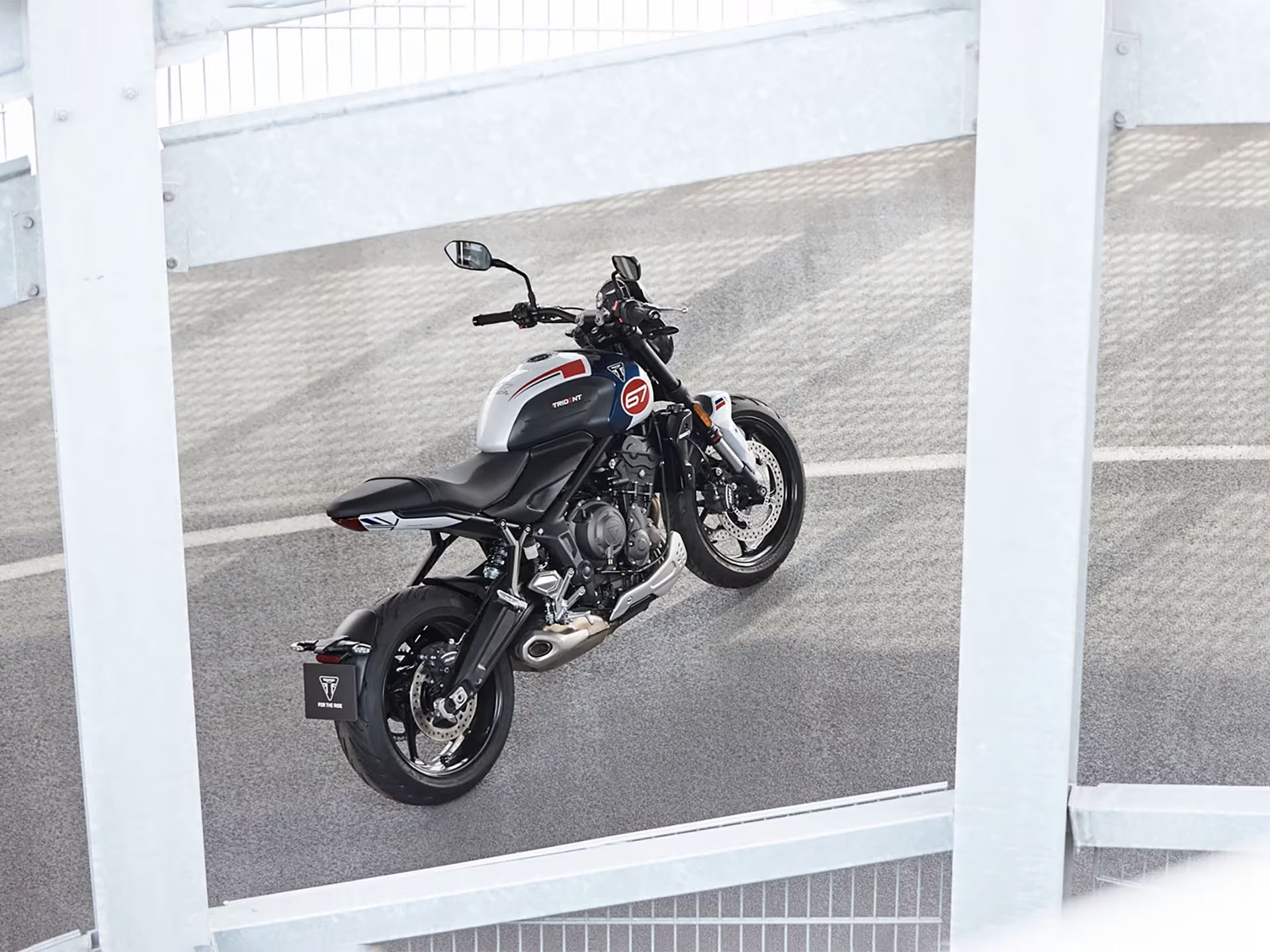 Triumph trident 660 kw top