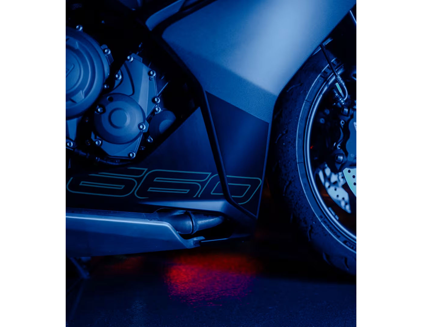 2025 Triumph Daytona 660 in Manchester, New Hampshire - Photo 11