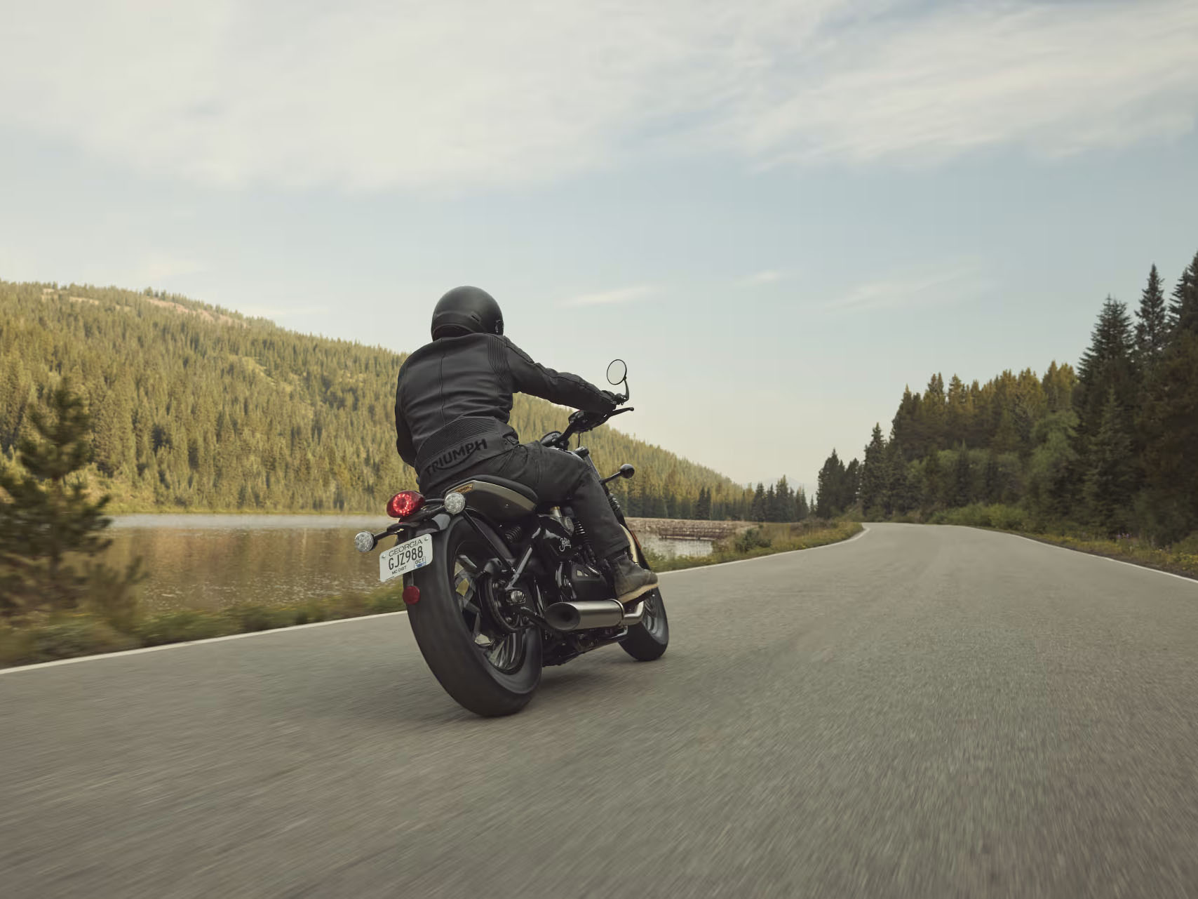 2026 Triumph Bonneville Bobber in Belle Plaine, Minnesota - Photo 13