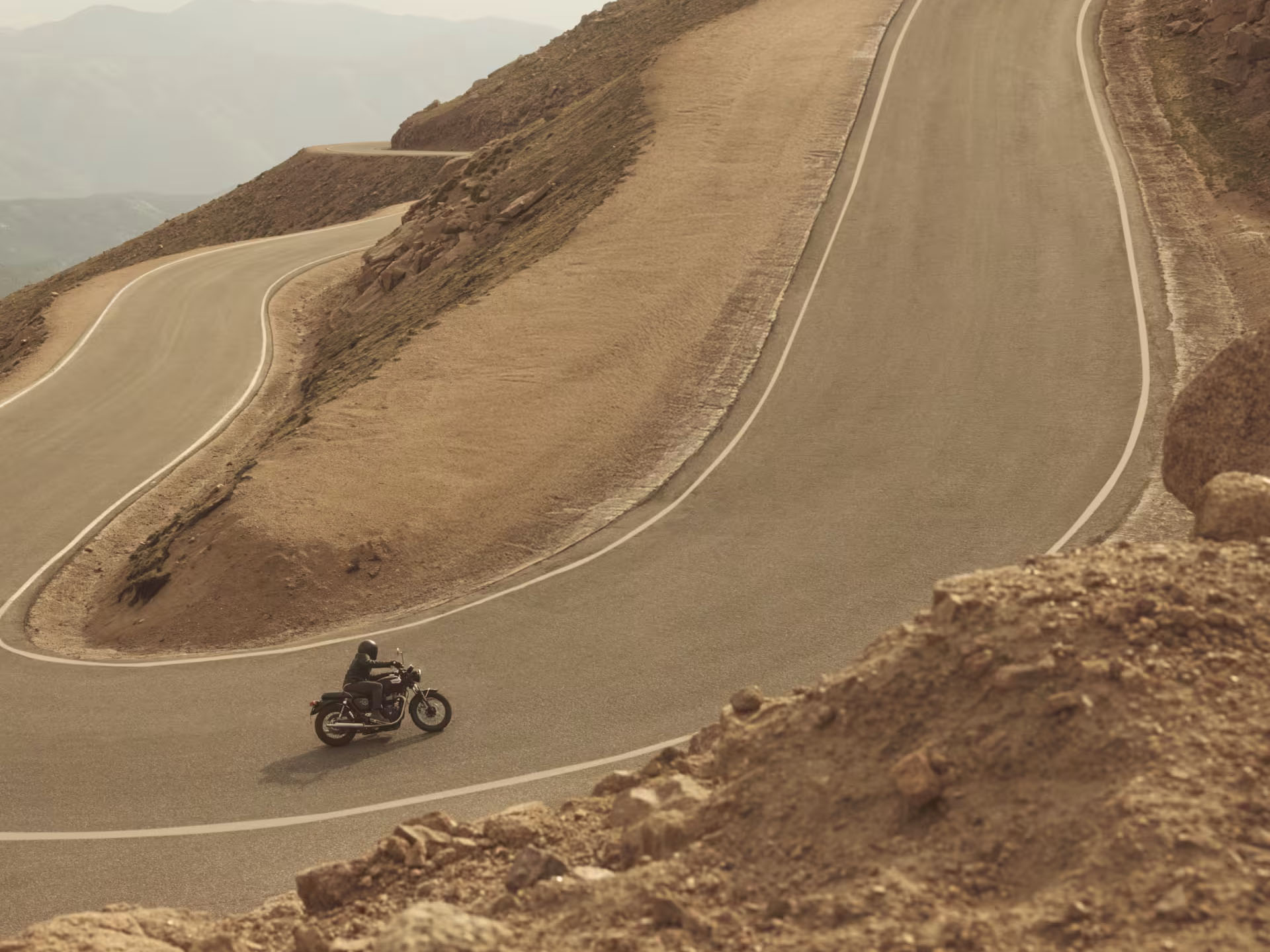 2026 Triumph Bonneville T100 in Belle Plaine, Minnesota - Photo 13