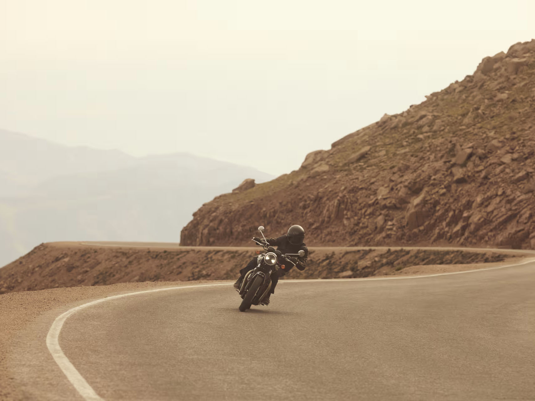 2026 Triumph Bonneville T100 in Belle Plaine, Minnesota - Photo 17