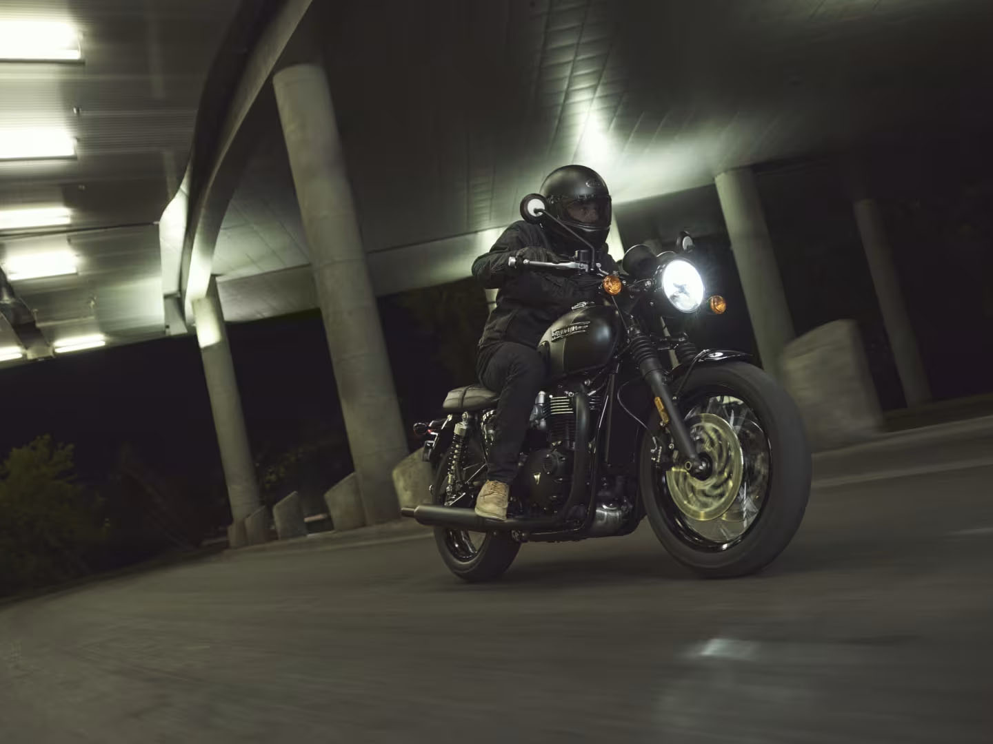 2026 Triumph Bonneville T120 Black in Belle Plaine, Minnesota - Photo 10