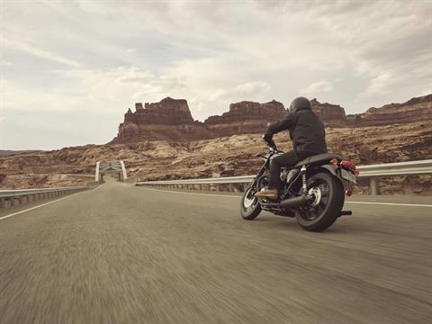 2026 Triumph Bonneville T120 Black in Belle Plaine, Minnesota - Photo 14