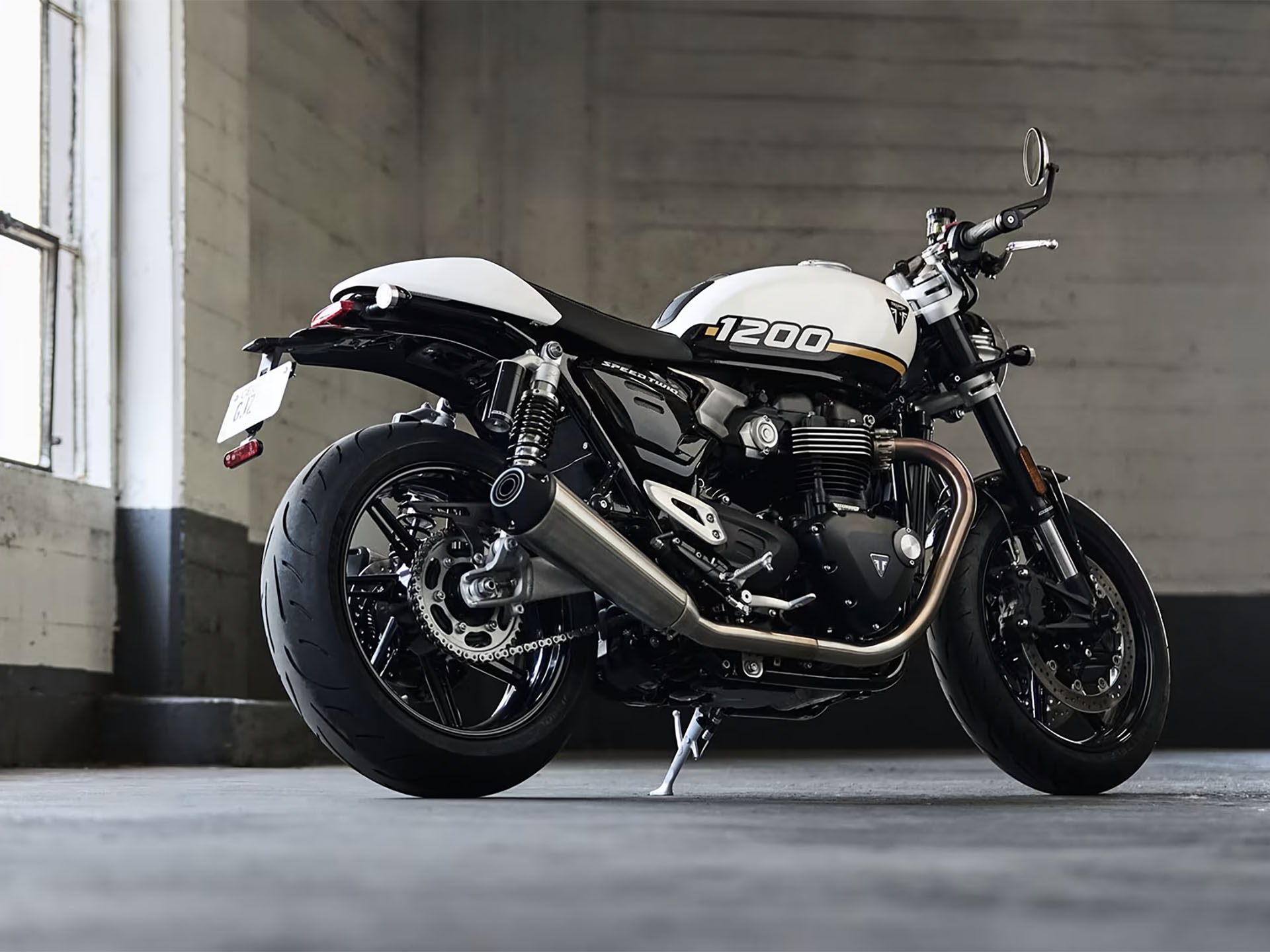 Triumph speed twin price sale