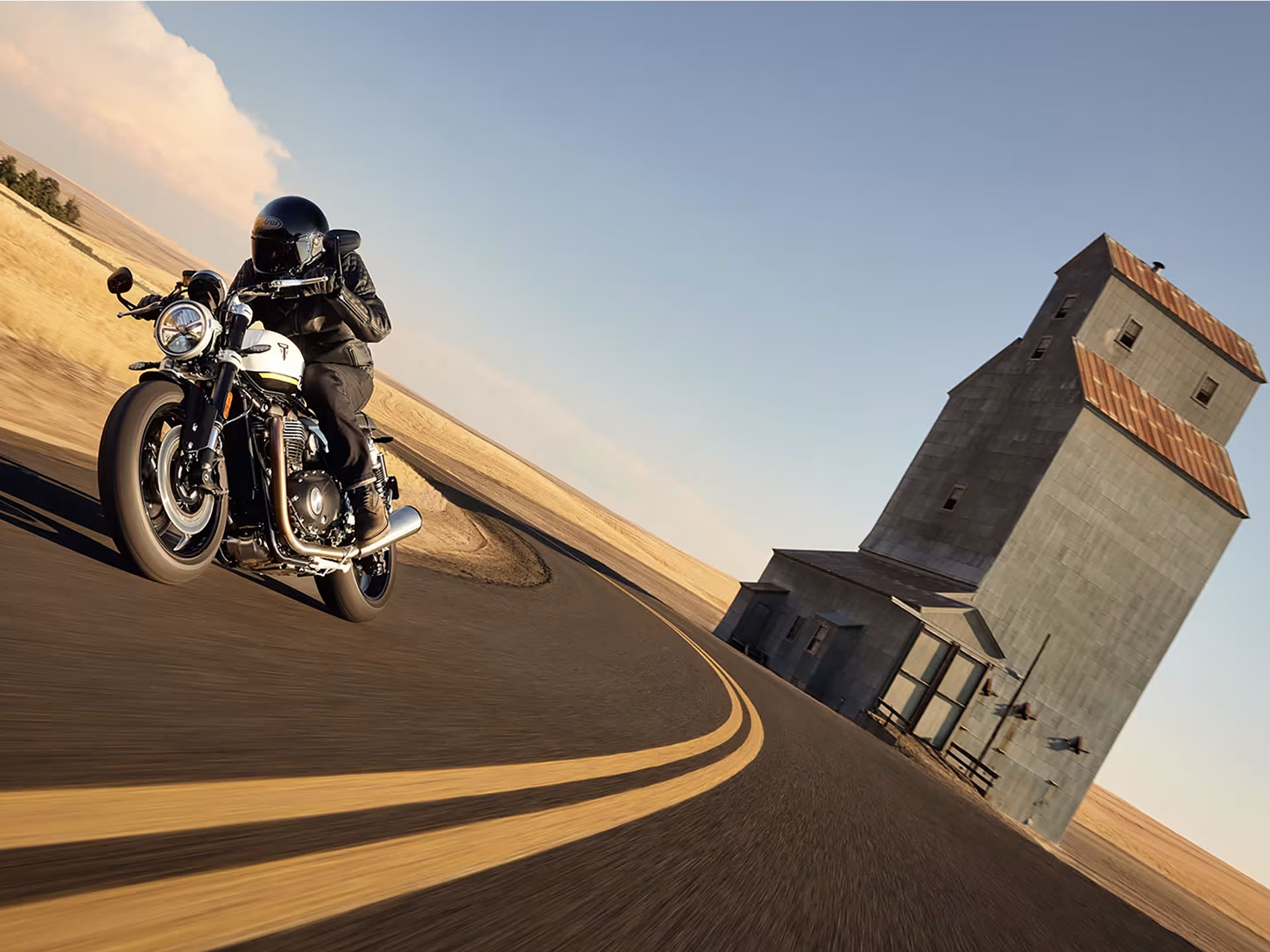 2025 Triumph Speed Twin 1200 in Foxboro, Massachusetts - Photo 12