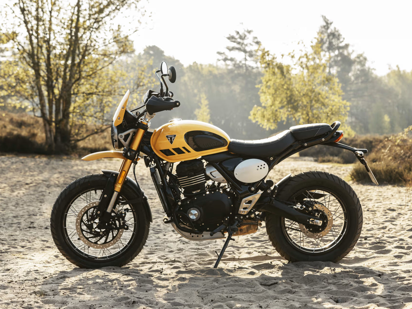 2026 Triumph Scrambler 400 XC in Foxboro, Massachusetts - Photo 18