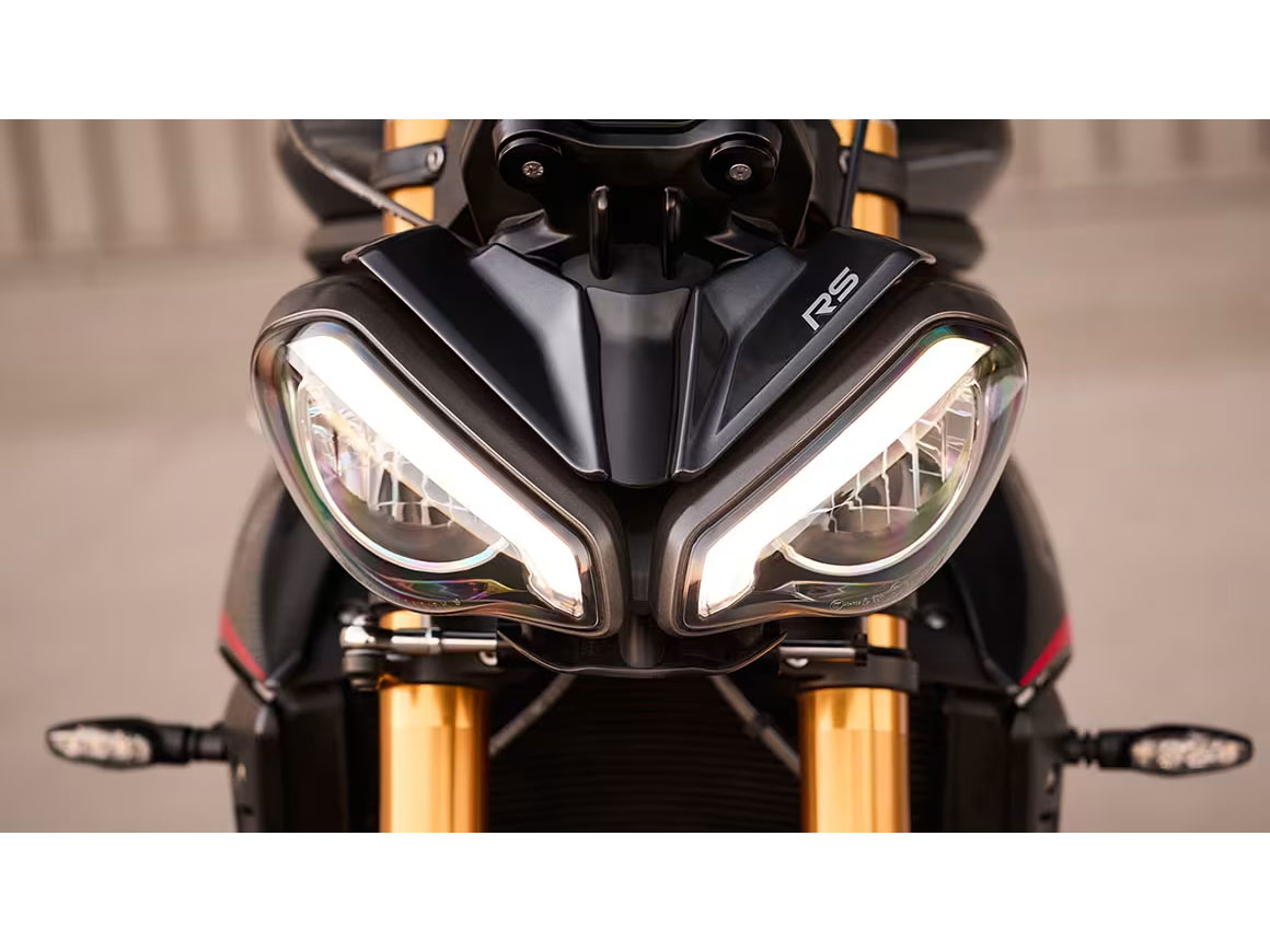 2026 Triumph Speed Triple 1200 RS in Foxboro, Massachusetts - Photo 4