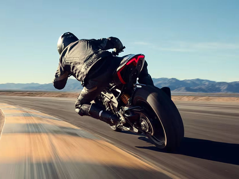2026 Triumph Speed Triple 1200 RS in Foxboro, Massachusetts - Photo 10
