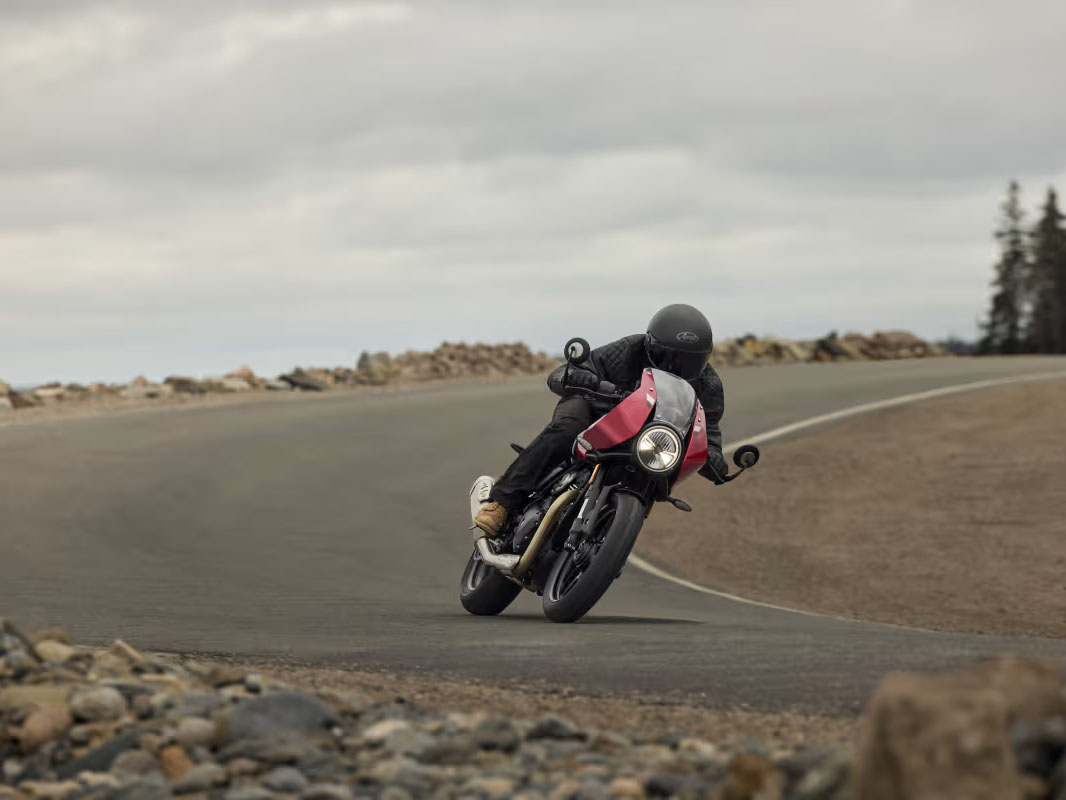 2026 Triumph Thruxton 400 in Warren, Ohio - Photo 11