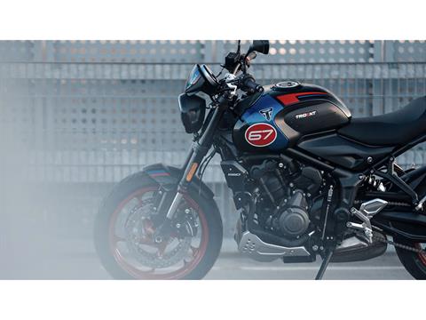 2026 Triumph Trident 660 Triple Tribute Edition in Enfield, Connecticut - Photo 9